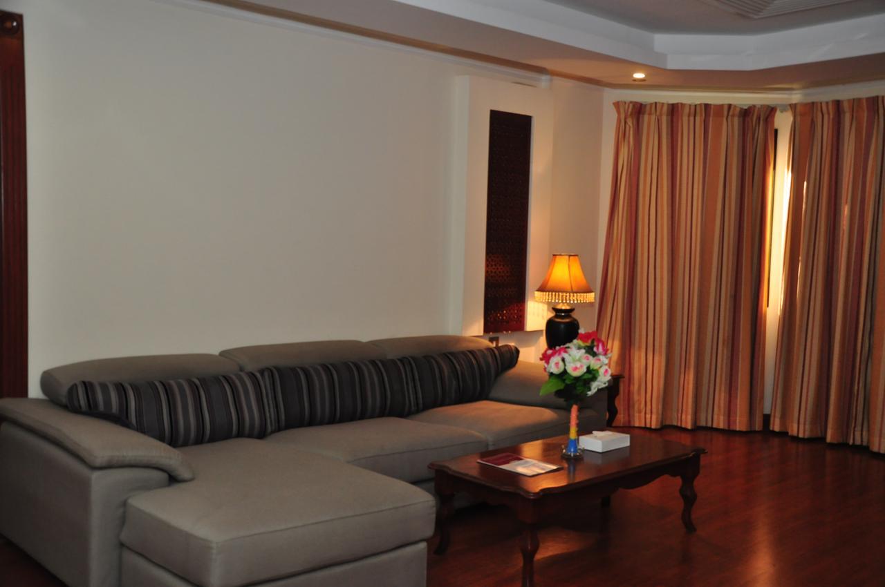 Bahrain Carlton Hotel Manama Exteriör bild